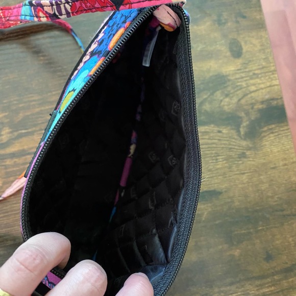 EUC Vera Bradley Bold Colors Purse - Picture 3 of 4